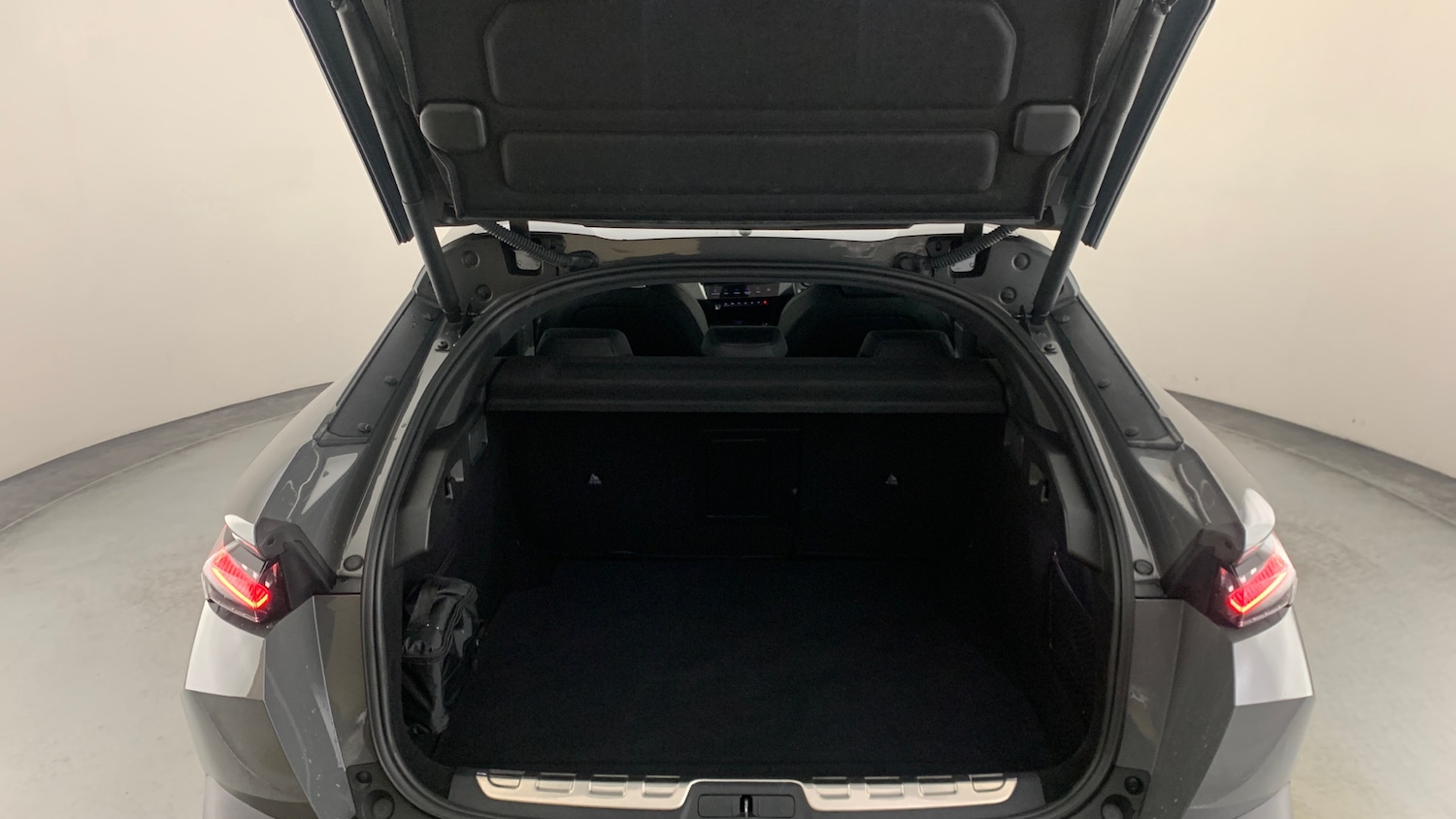 Used Peugeot 408 2024 for sale - 76474340: Photo 5