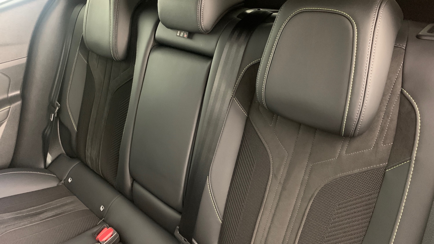 Used Peugeot 408 2024 for sale - 76474340: Photo 8