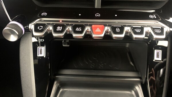 Used Peugeot 2008 2024 for sale - 76168062: Photo 29