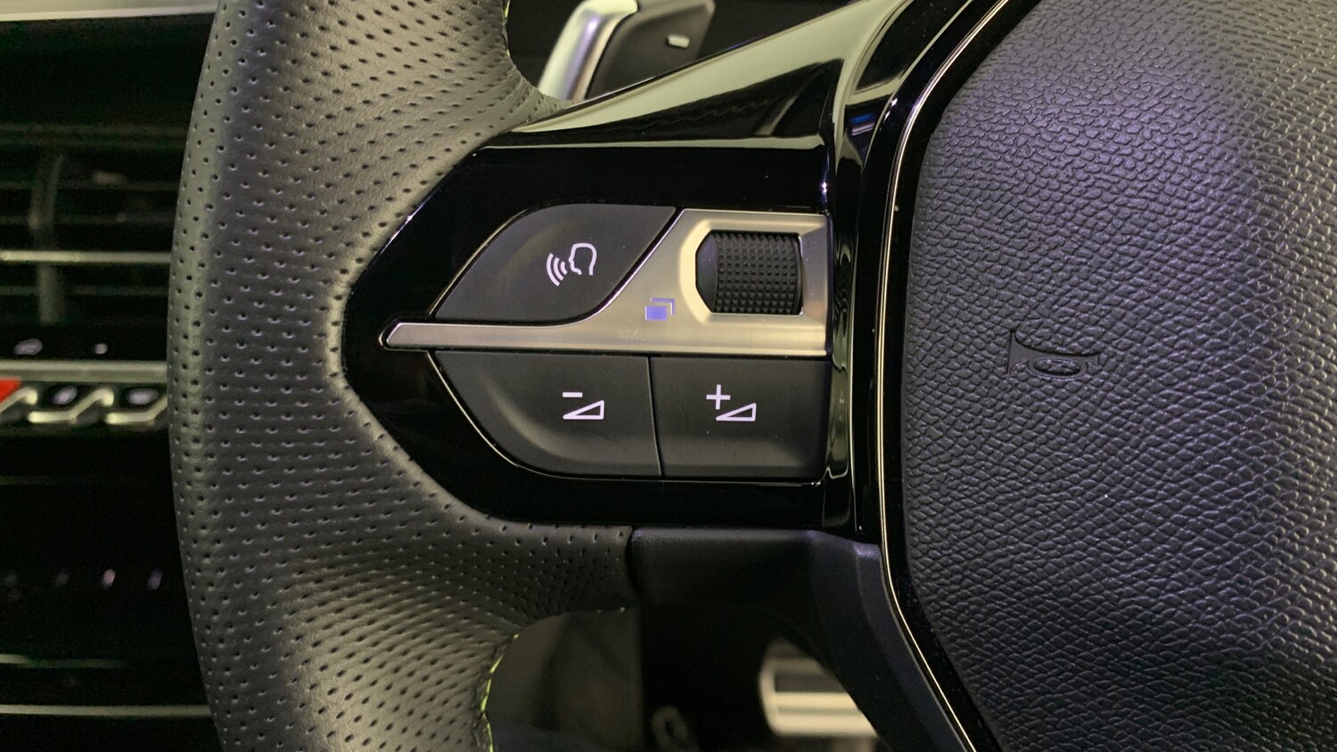 Used Peugeot 2008 2024 for sale - 77497973: Photo 19