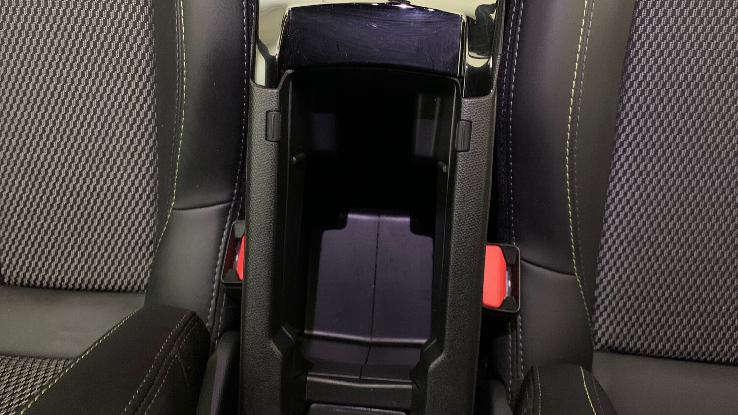 Used Peugeot 2008 2024 for sale - 77497973: Photo 38