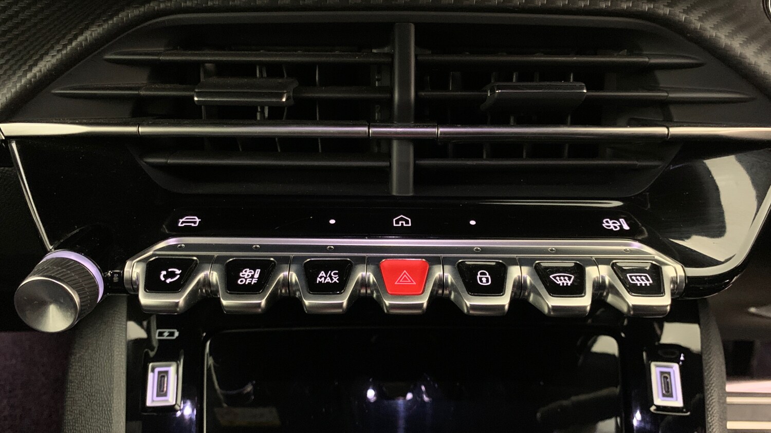 Used Peugeot 2008 2024 for sale - 77497973: Photo 40