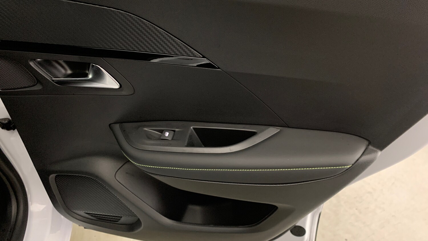 Used Peugeot 2008 2024 for sale - 77497973: Photo 43