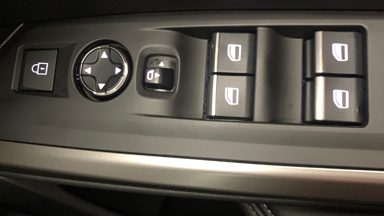 Used Peugeot 5008 2025 for sale - 77042349: Photo 41