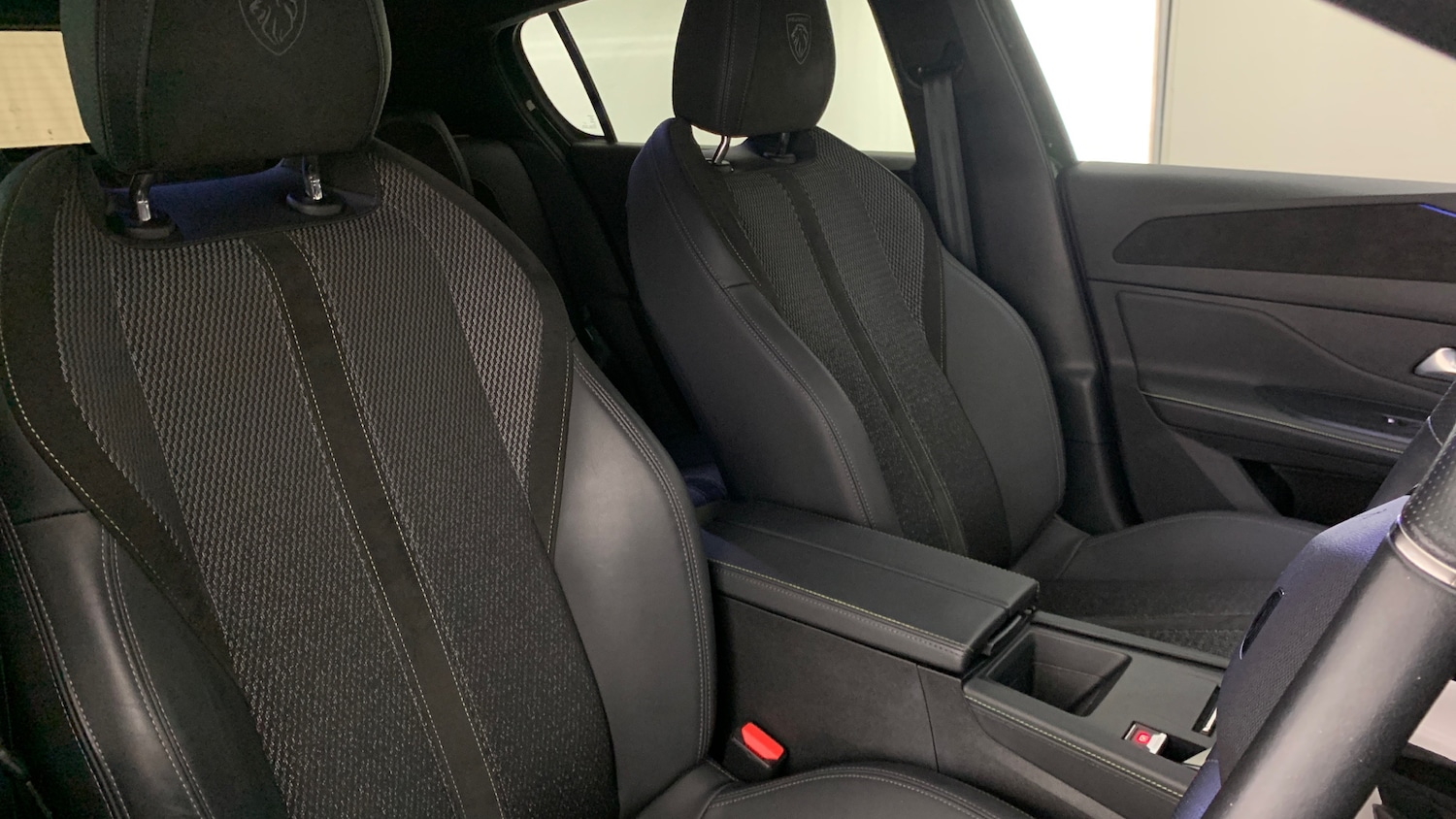 Used Peugeot 308 2024 for sale - 76400056: Photo 40