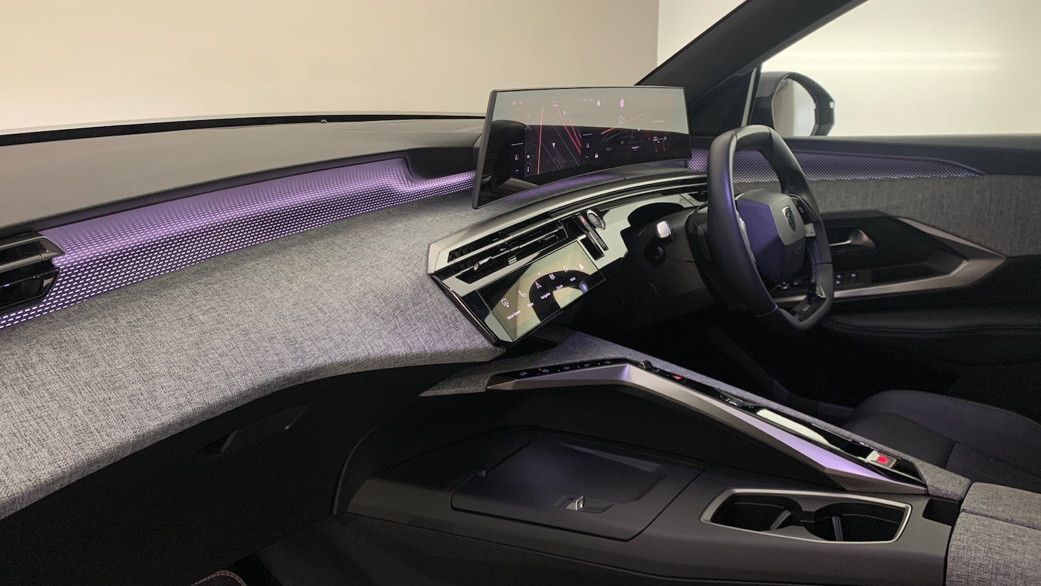 Used Peugeot 3008 2025 for sale - 76350358: Photo 2