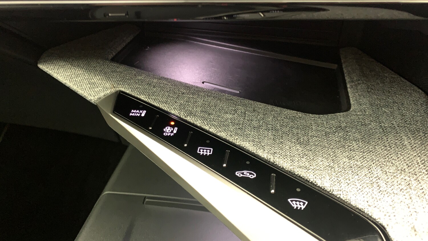 Used Peugeot 3008 2025 for sale - 76350358: Photo 32