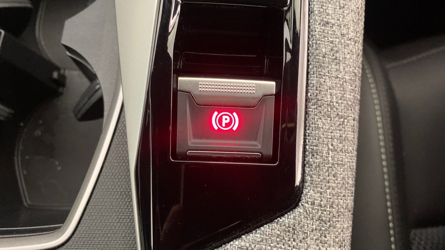 Used Peugeot 3008 2025 for sale - 76350358: Photo 35