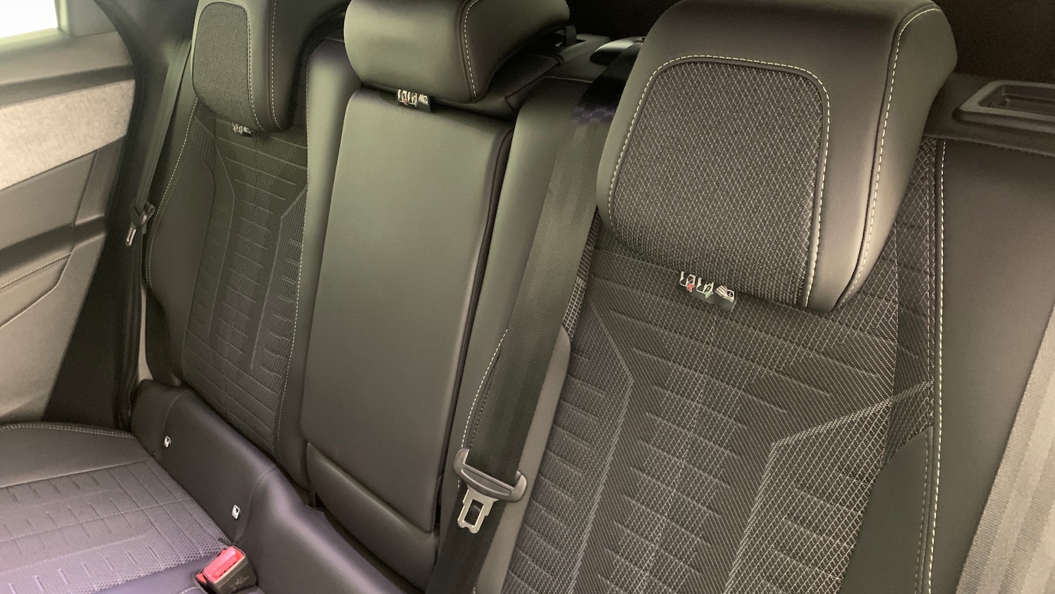 Used Peugeot 3008 2025 for sale - 76350358: Photo 8