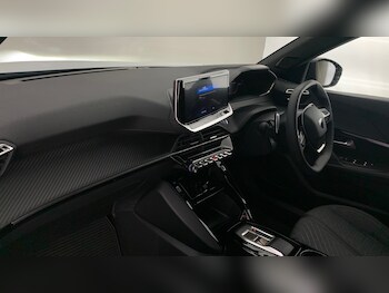 Used Peugeot 2008 2025 for sale - 75697989: Photo