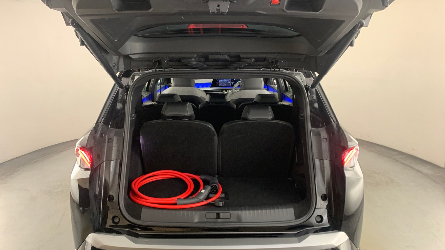 Used Peugeot 5008 2024 for sale - 76621457: Photo 5