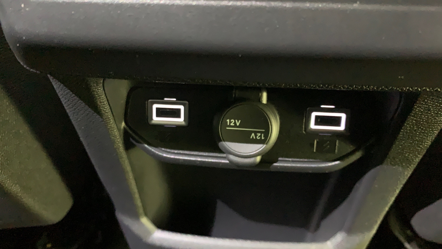 Used Peugeot 3008 2024 for sale - 77042326: Photo 41