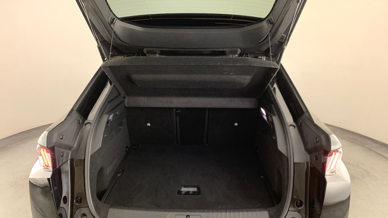 Used Peugeot 3008 2024 for sale - 77042326: Photo 5