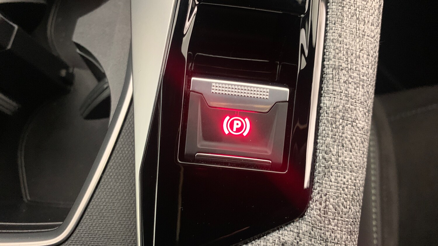 Used Peugeot 3008 2024 for sale - 76621461: Photo 35