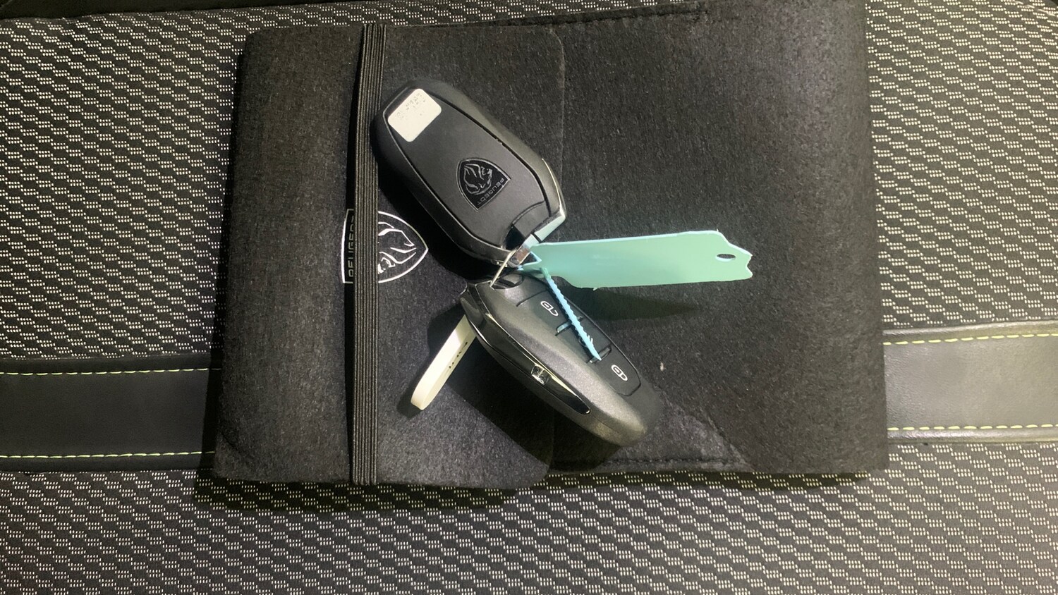 Used Peugeot 2008 2023 for sale - 76271392: Photo 37