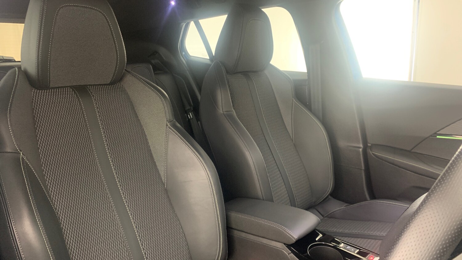 Used Peugeot 2008 2023 for sale - 76271392: Photo 38