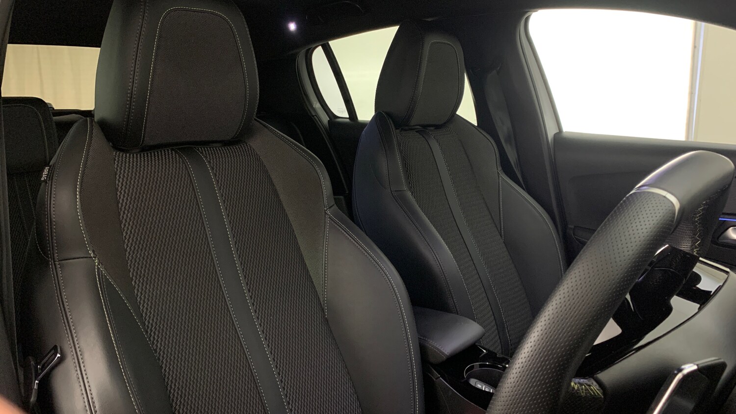 Used Peugeot 208 2025 for sale - 77884287: Photo 40