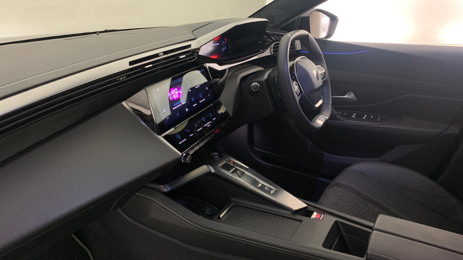 Used Peugeot 408 2025 for sale - 77042318: Photo 2