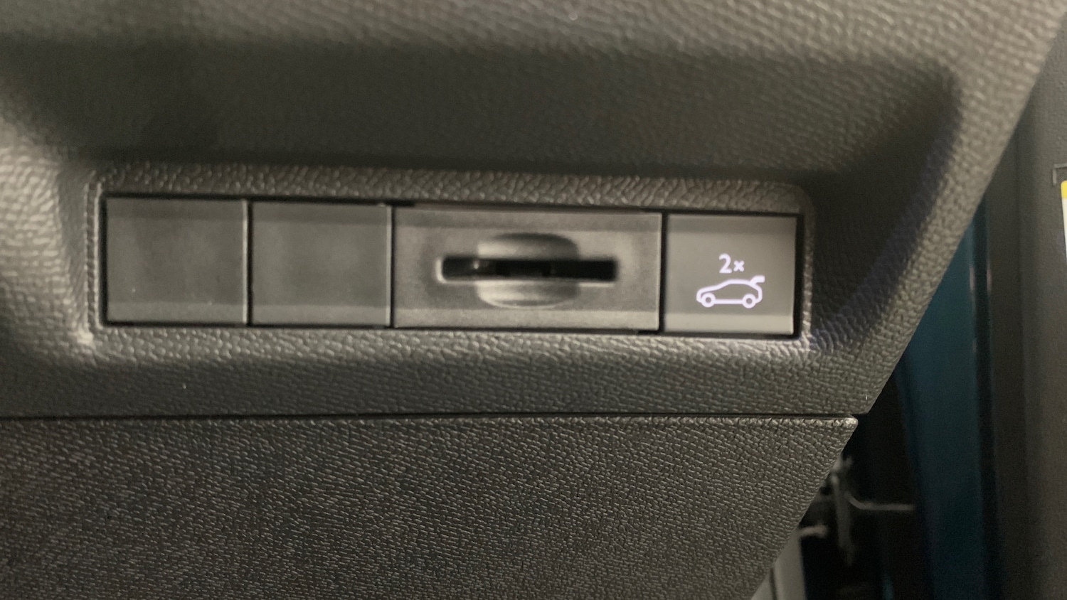 Used Peugeot 408 2025 for sale - 77042318: Photo 21