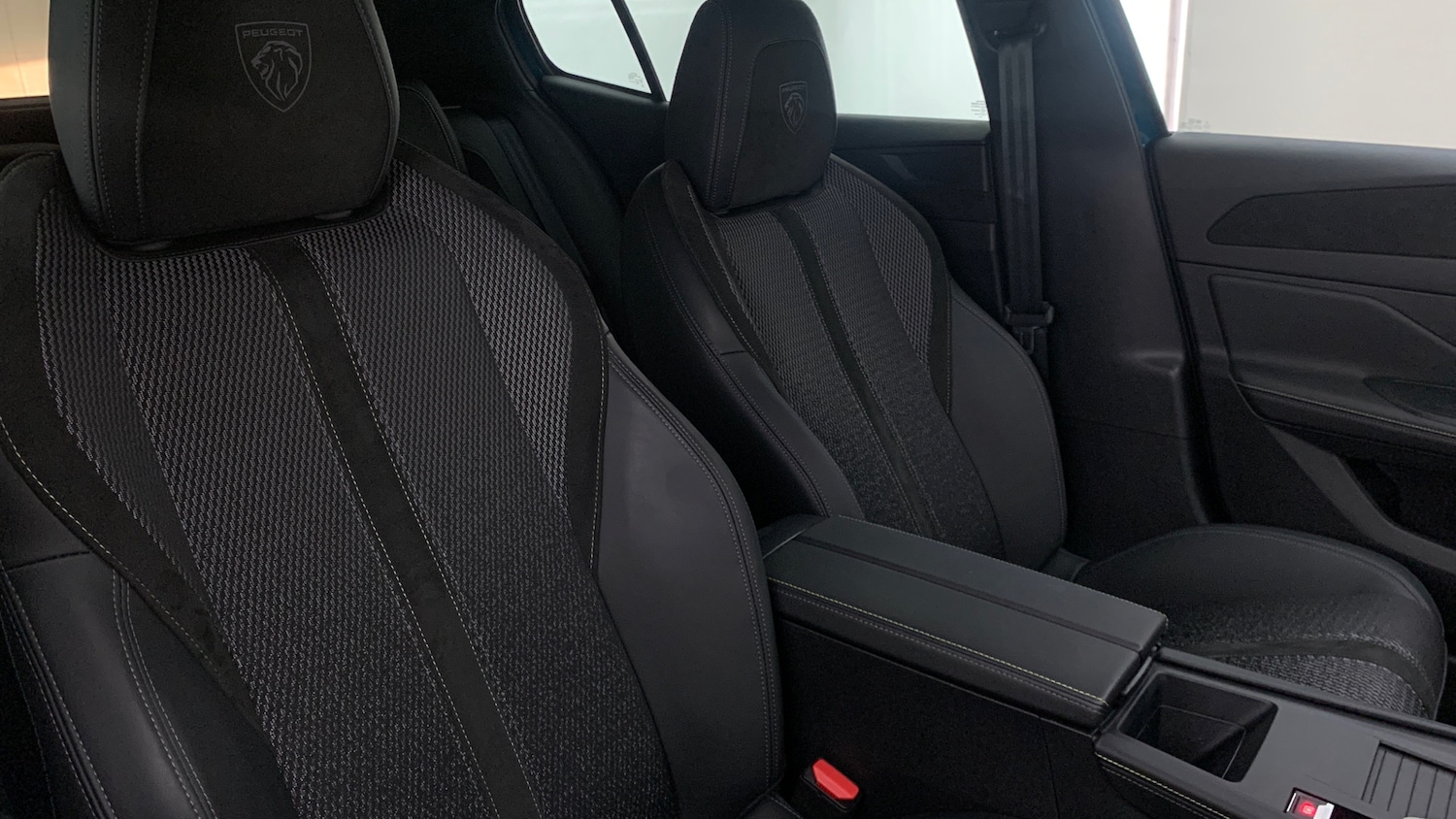 Used Peugeot 408 2025 for sale - 77042318: Photo 44