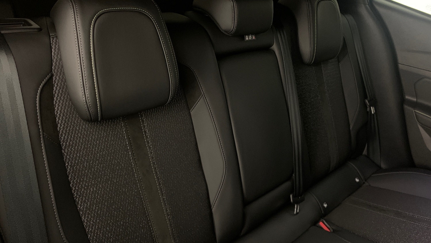 Used Peugeot 408 2025 for sale - 77042318: Photo 8