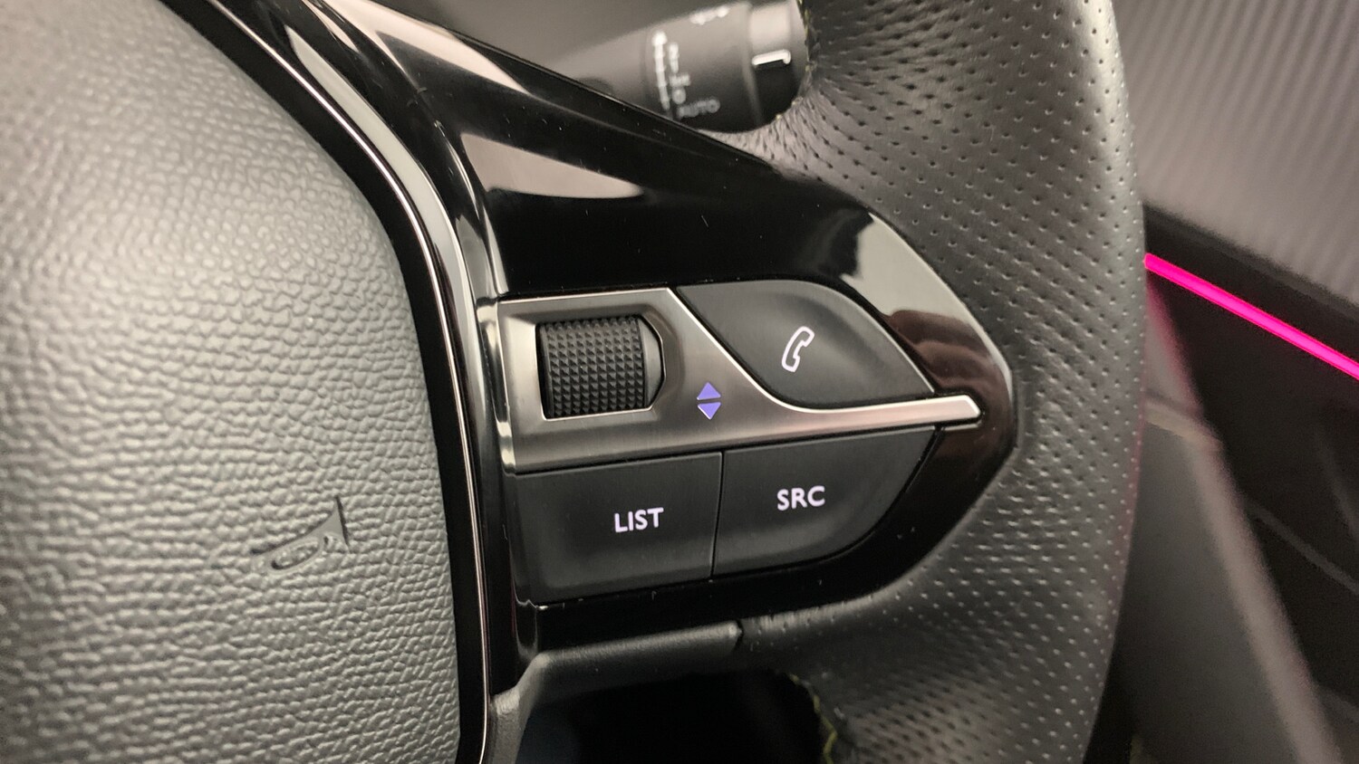 Used Peugeot 208 2022 for sale - 76260905: Photo 18