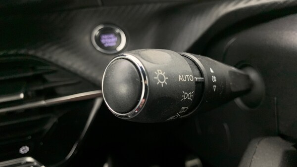 Used Peugeot 208 2022 for sale - 76260905: Photo 33