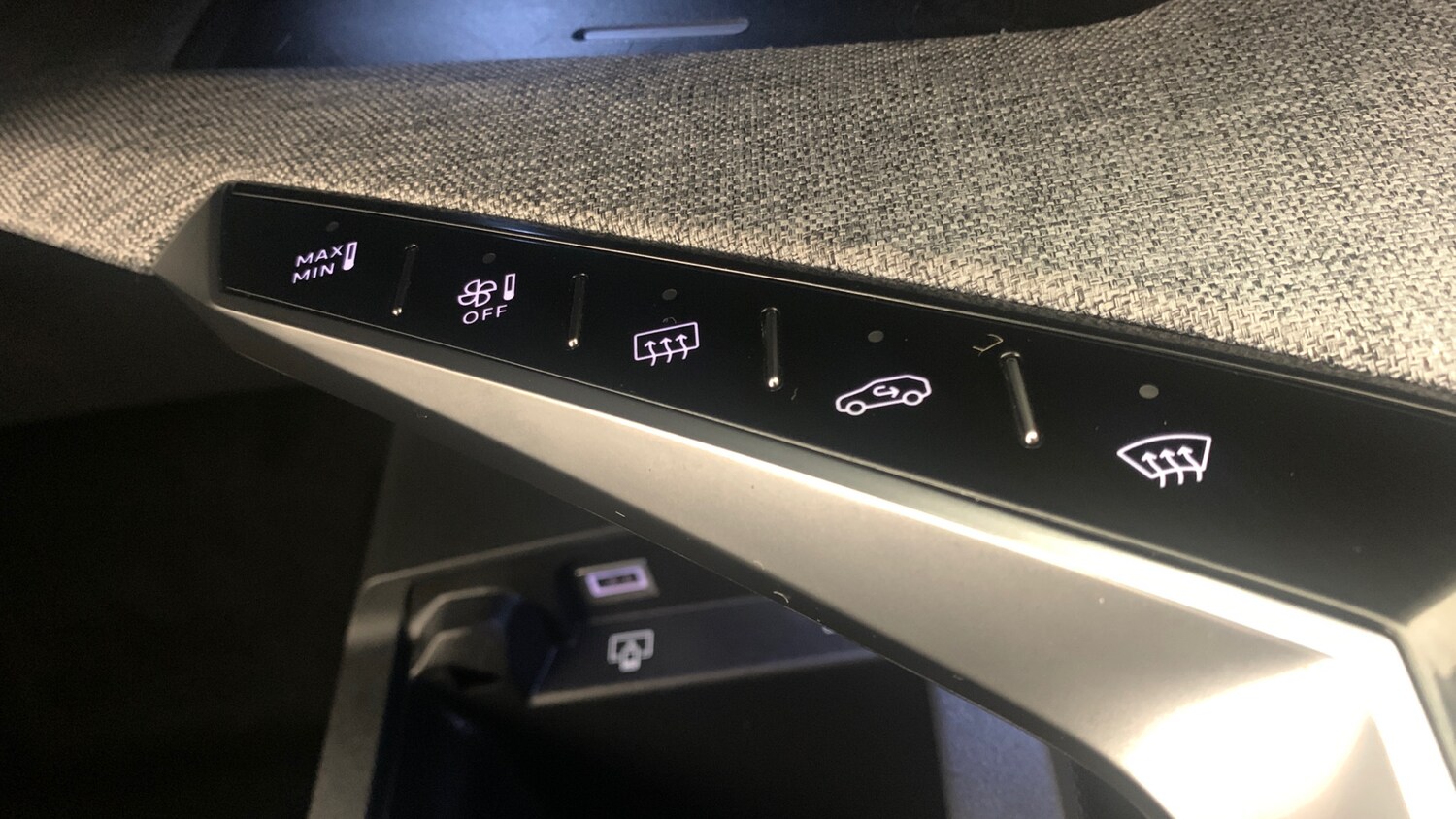 Used Peugeot 3008 2024 for sale - 77659637: Photo 31