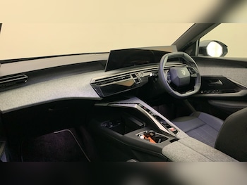 Used Peugeot 3008 2025 for sale - 79454442: Photo