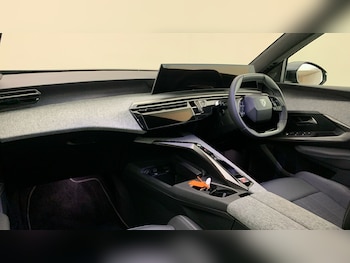 Used Peugeot 5008 2025 for sale - 78529618: Photo