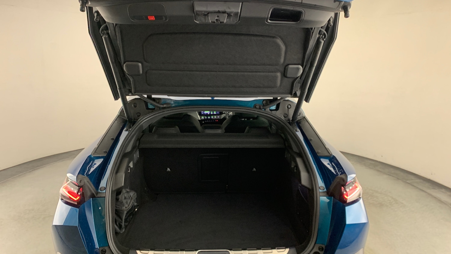 Used Peugeot 408 2025 for sale - 77009460: Photo 5