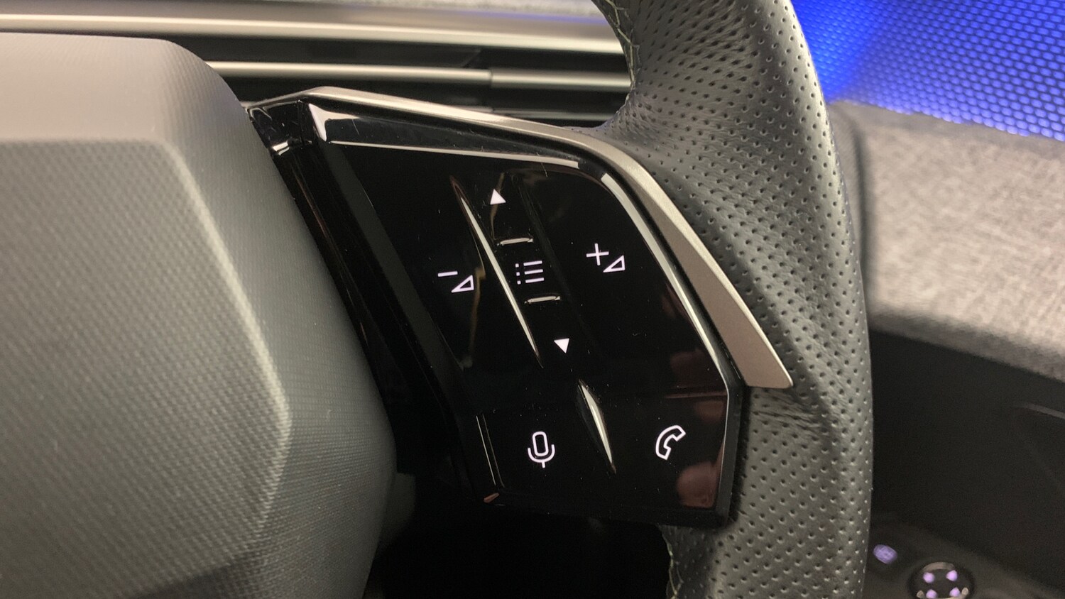 Used Peugeot 3008 2024 for sale - 76359106: Photo 18