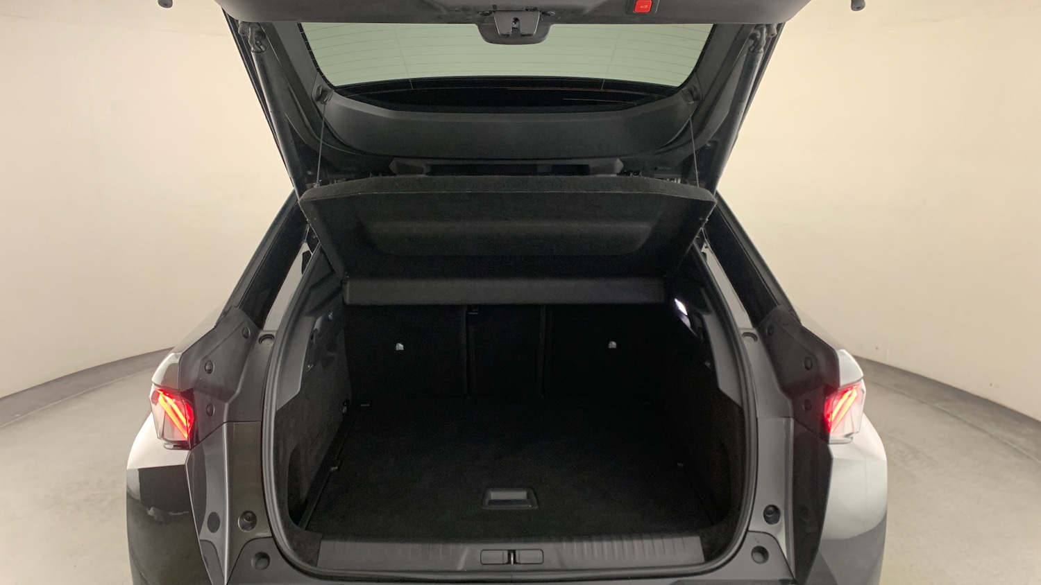 Used Peugeot 3008 2024 for sale - 76359106: Photo 5