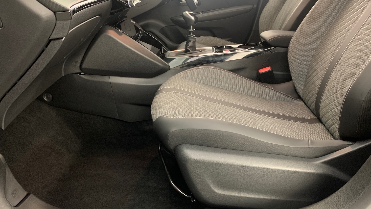 Used Peugeot 208 2024 for sale - 77825848: Photo 45