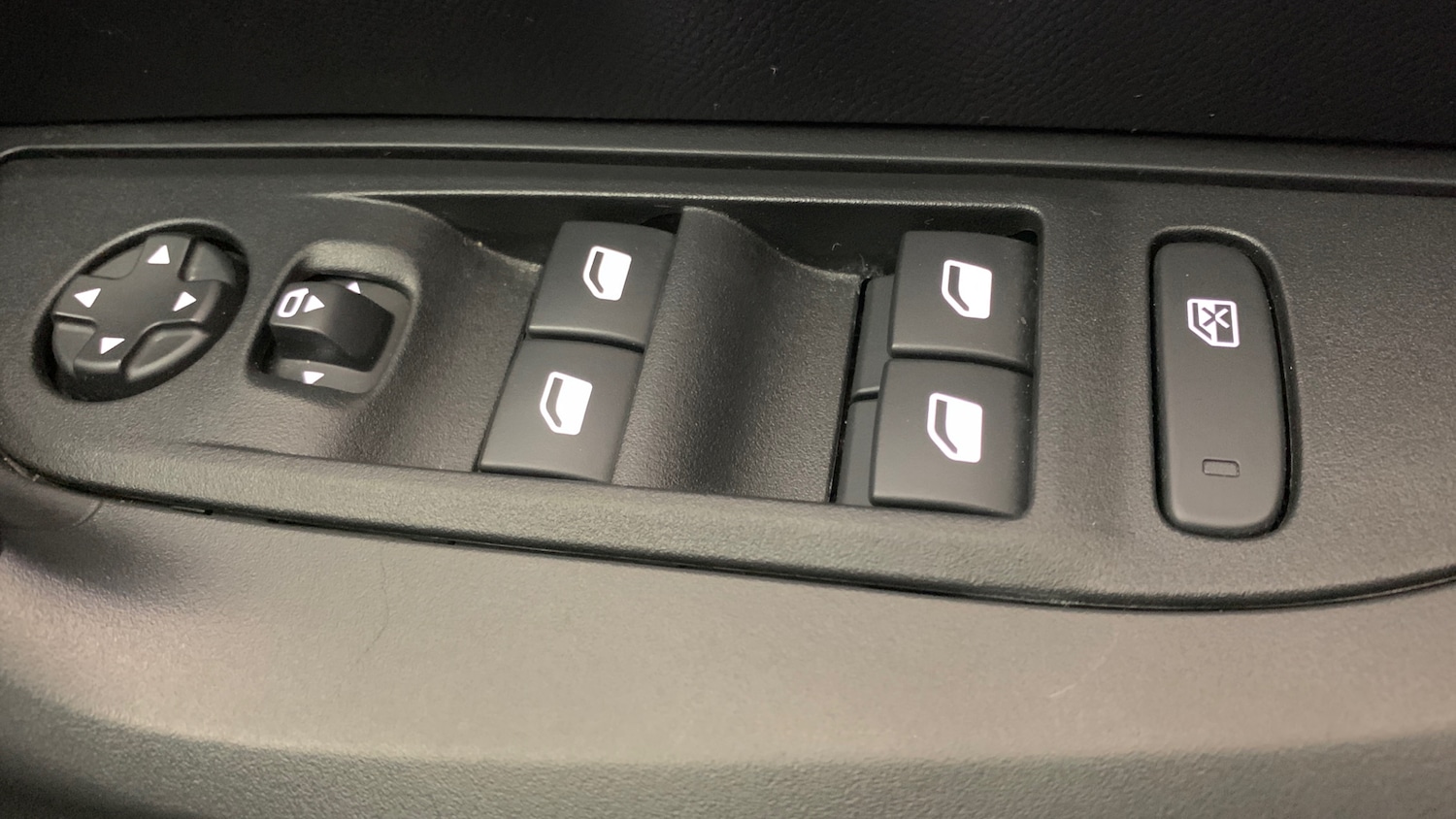 Used Peugeot 2008 2025 for sale - 77346176: Photo 45