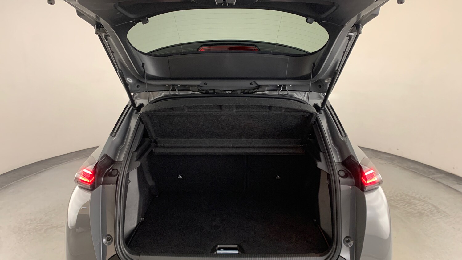 Used Peugeot 2008 2025 for sale - 77346176: Photo 6