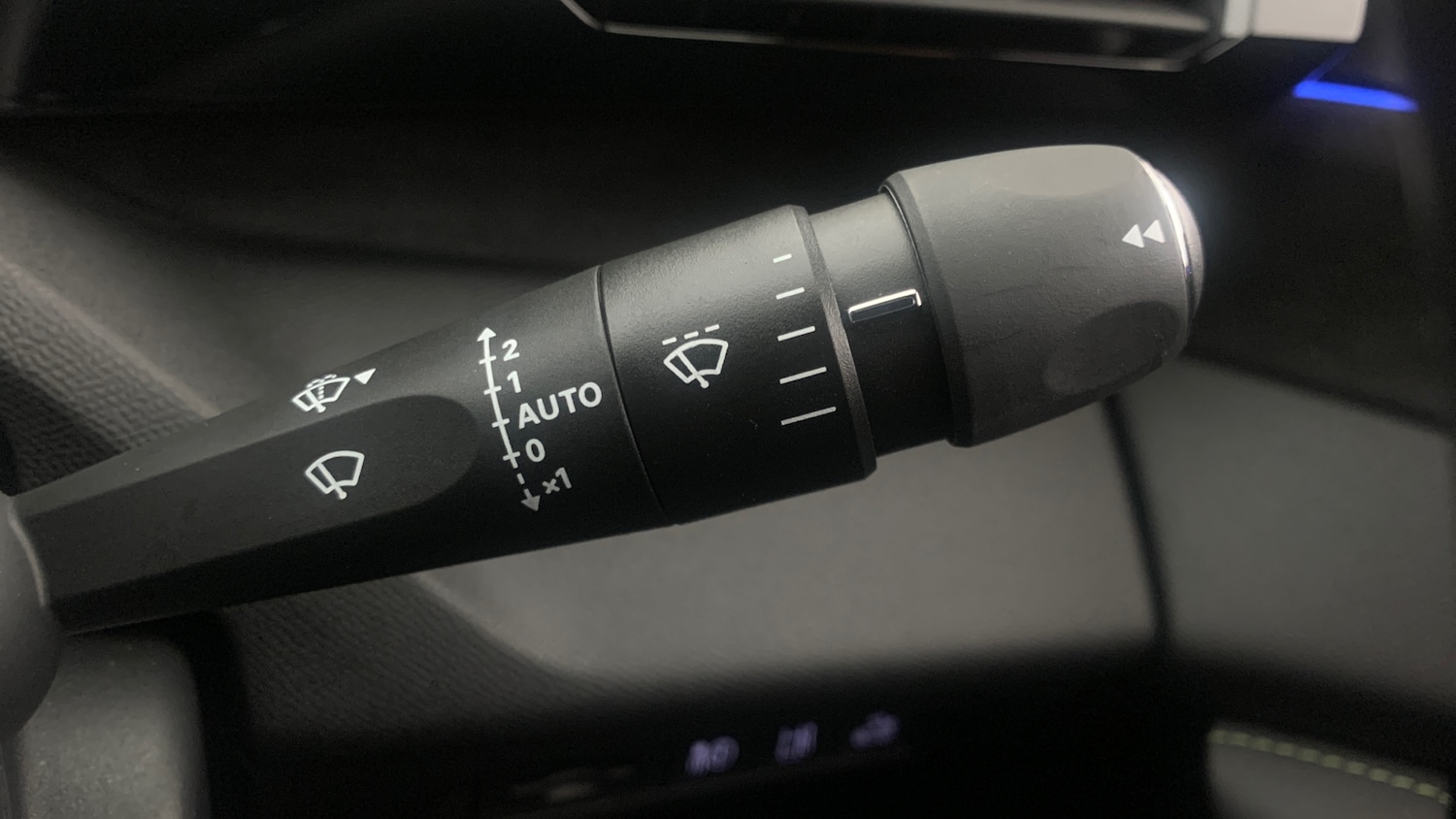 Used Peugeot 408 2023 for sale - 76574431: Photo 38