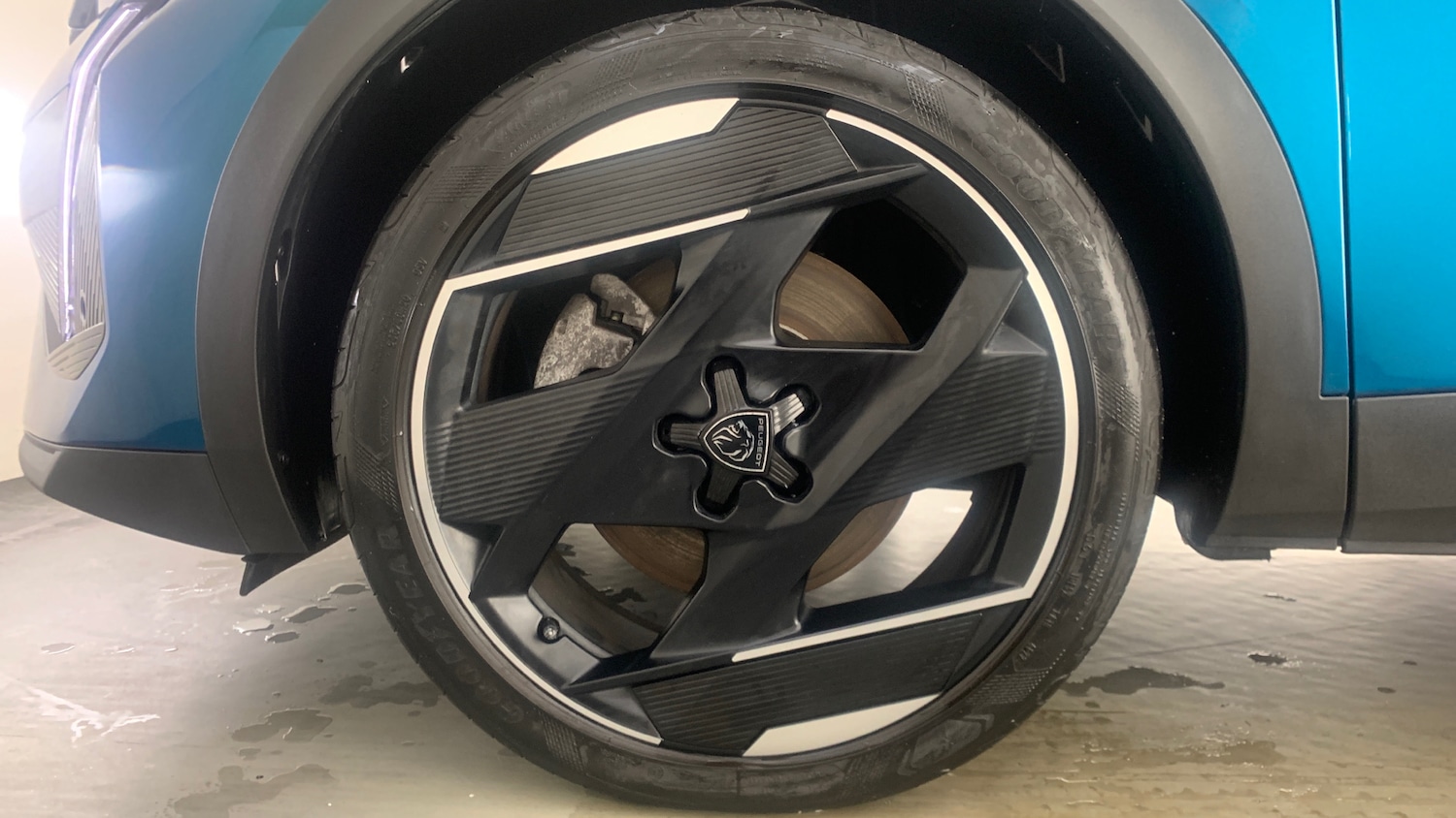 Used Peugeot 408 2023 for sale - 76574431: Photo 6