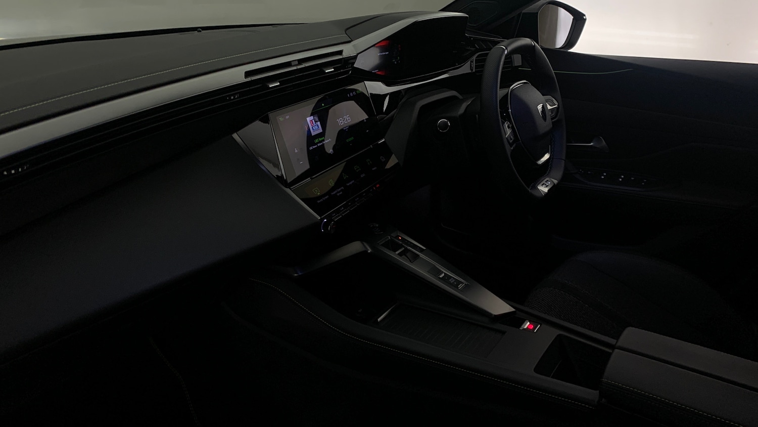 Used Peugeot 408 2025 for sale - 76966130: Photo 2