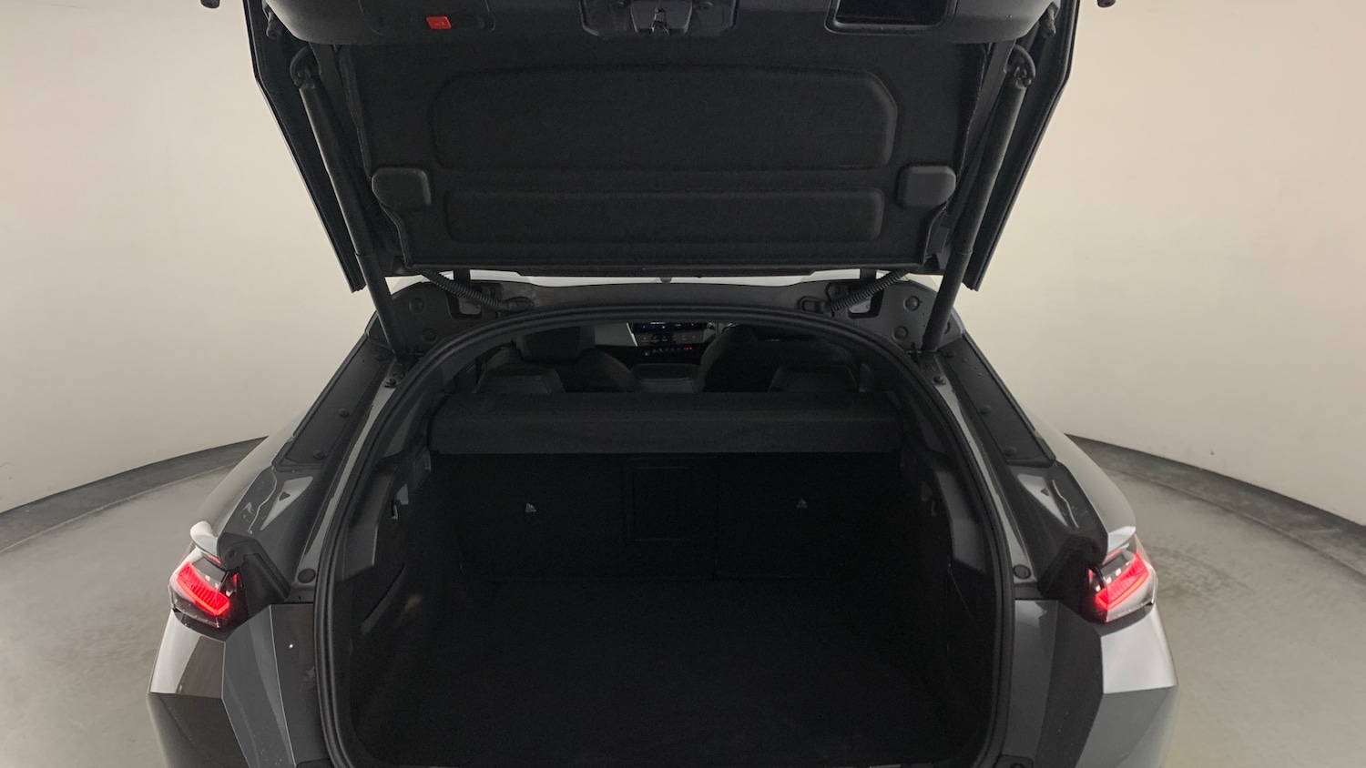 Used Peugeot 408 2025 for sale - 76966130: Photo 5