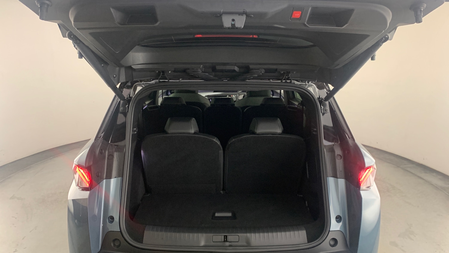 Used Peugeot 5008 2025 for sale - 77157240: Photo 6