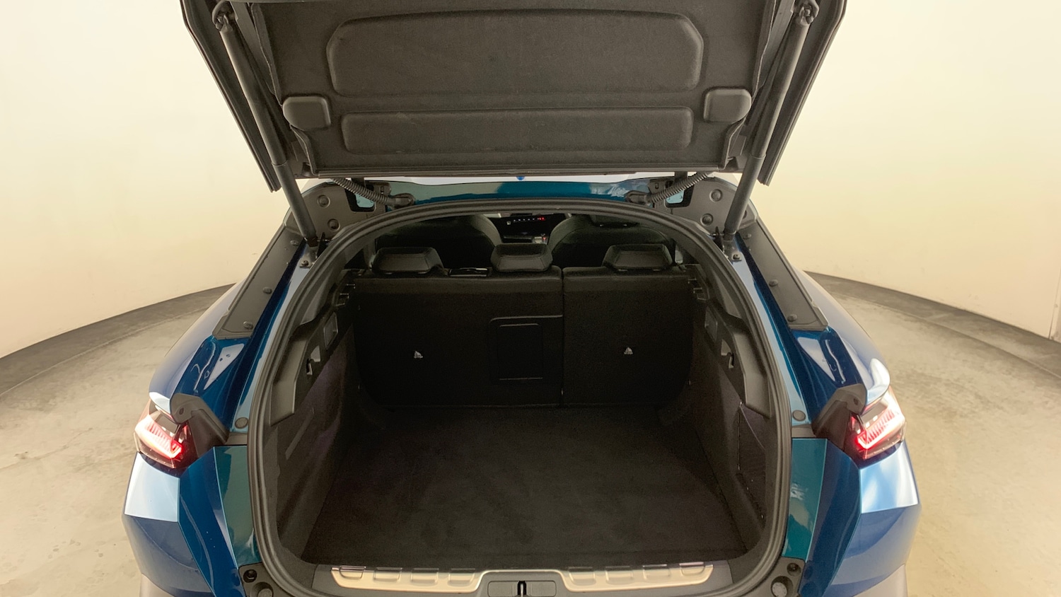 Used Peugeot 408 2025 for sale - 78087693: Photo 5