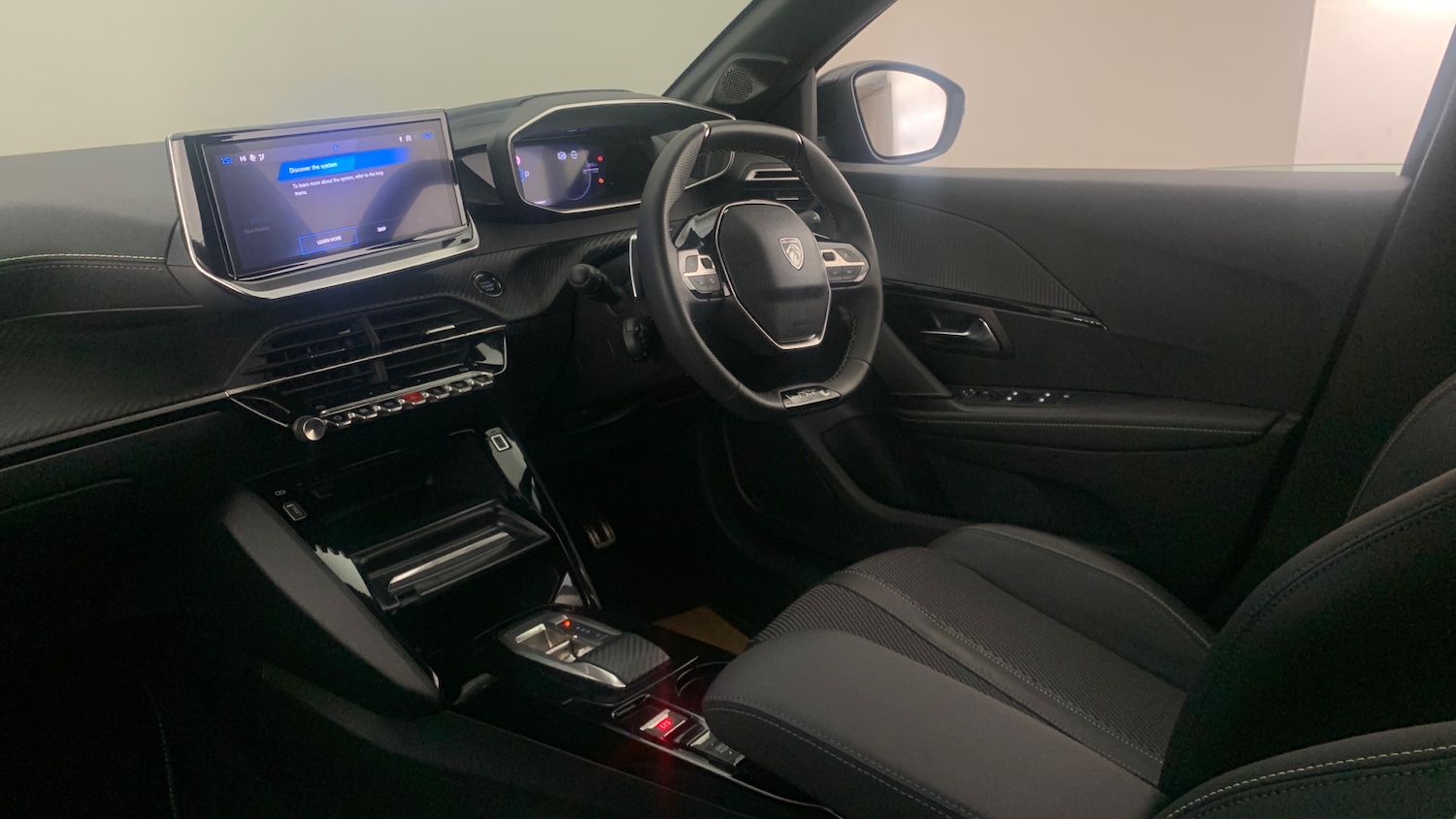 Used Peugeot 208 2025 for sale - 78158077: Photo 2