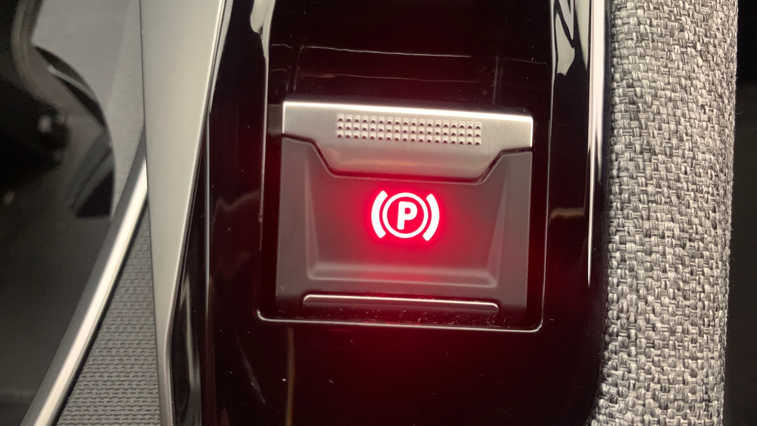 Used Peugeot 3008 2024 for sale - 77042344: Photo 35