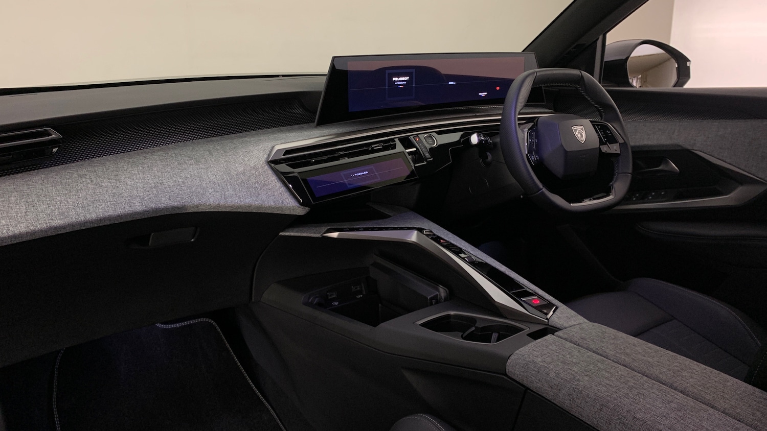 Used Peugeot 3008 2025 for sale - 77672497: Photo 2