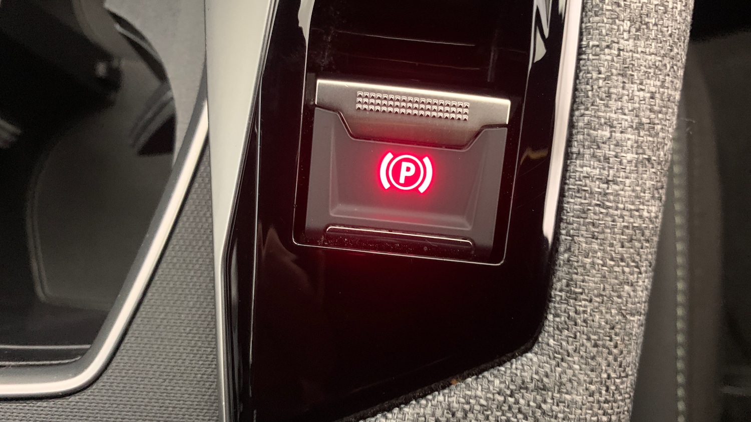 Used Peugeot 5008 2024 for sale - 76621462: Photo 35