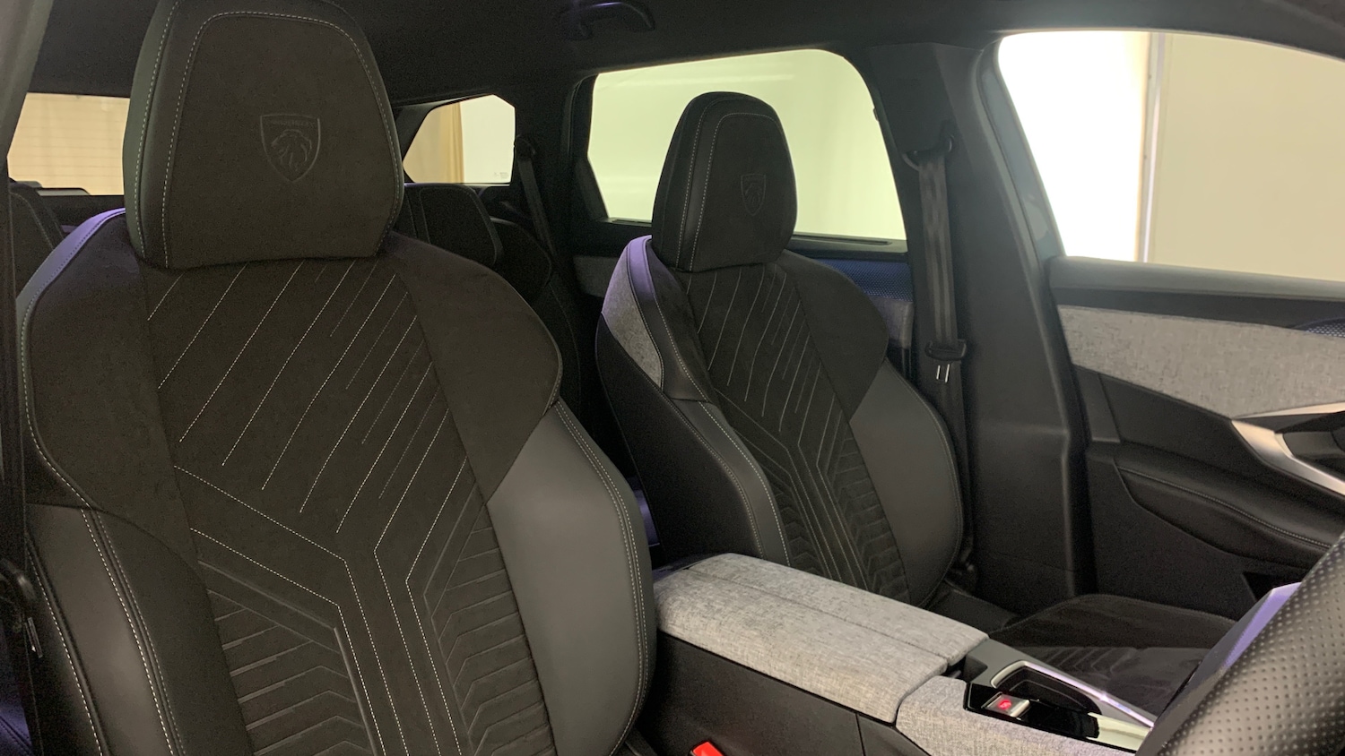 Used Peugeot 5008 2024 for sale - 76621462: Photo 44