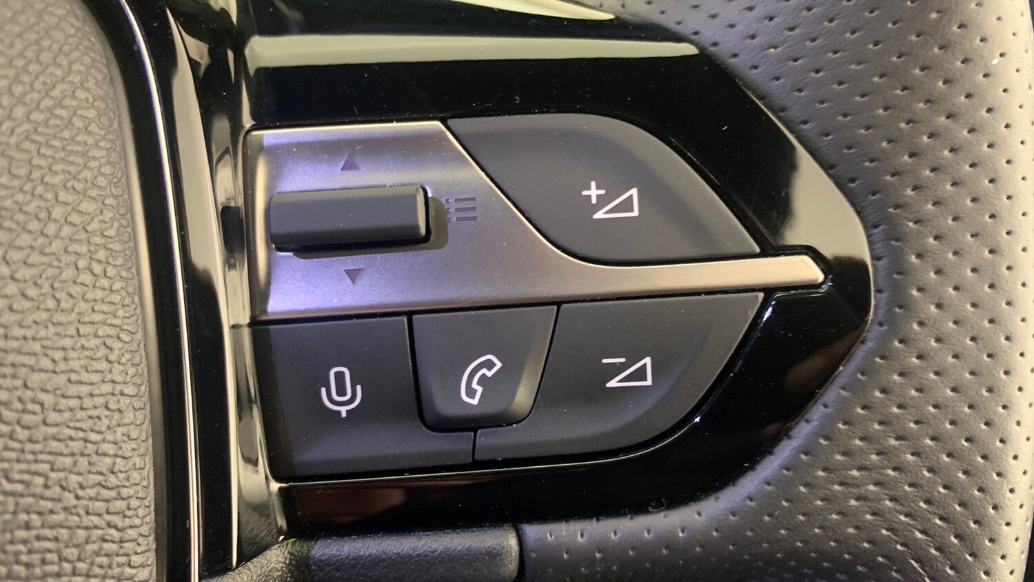 Used Peugeot 408 2025 for sale - 77525631: Photo 18