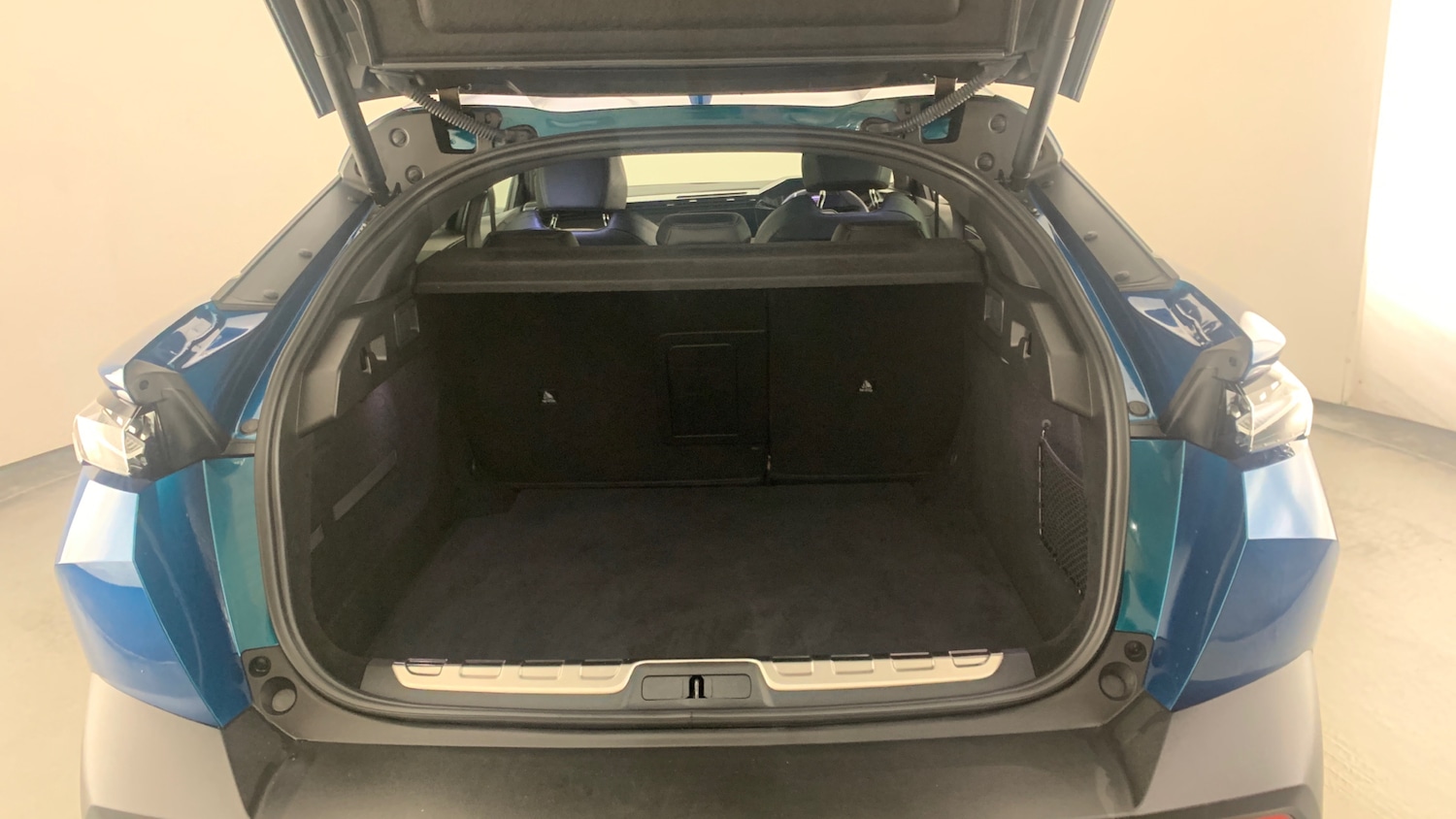 Used Peugeot 408 2025 for sale - 77525631: Photo 5