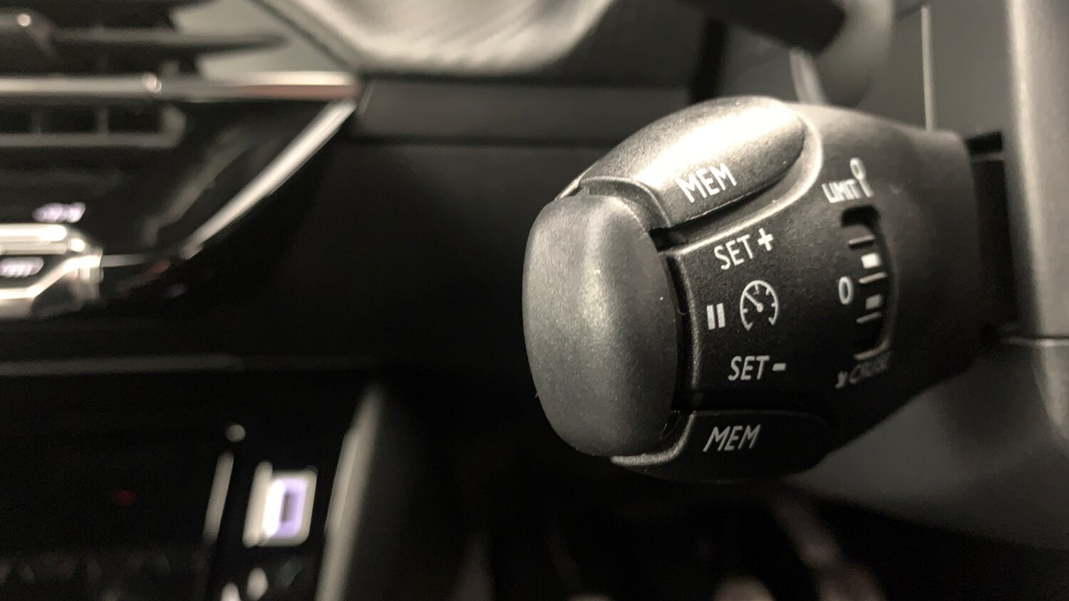 Used Peugeot 208 2024 for sale - 77511915: Photo 37